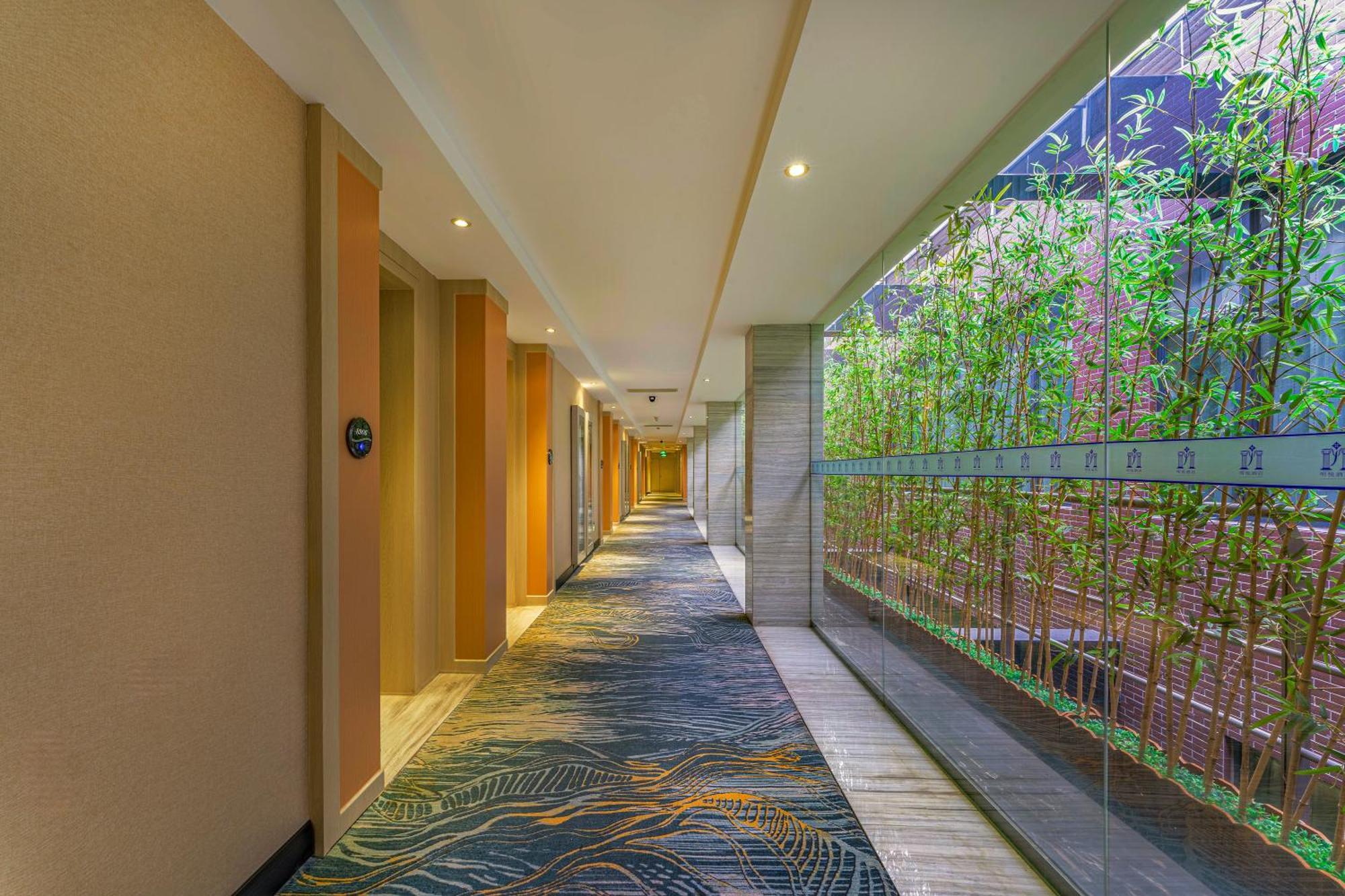 Meihao Mingyue Hotel International Finance City Keyun Road Metro Branch Гуанчжоу Екстер'єр фото