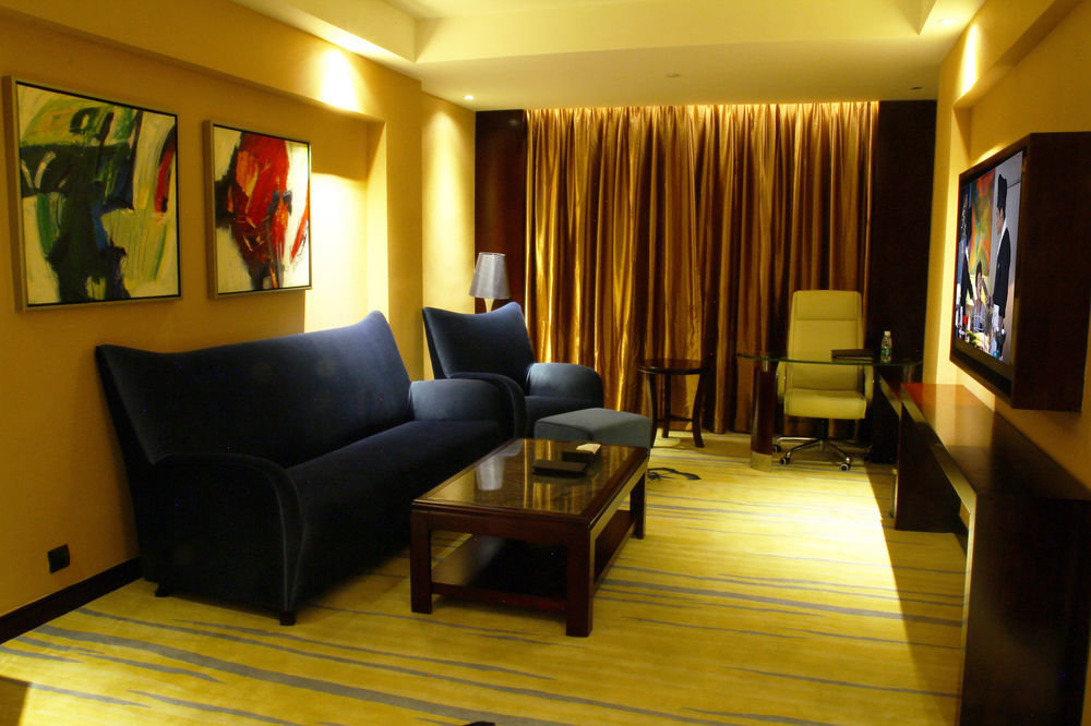 Meihao Mingyue Hotel International Finance City Keyun Road Metro Branch Гуанчжоу Екстер'єр фото